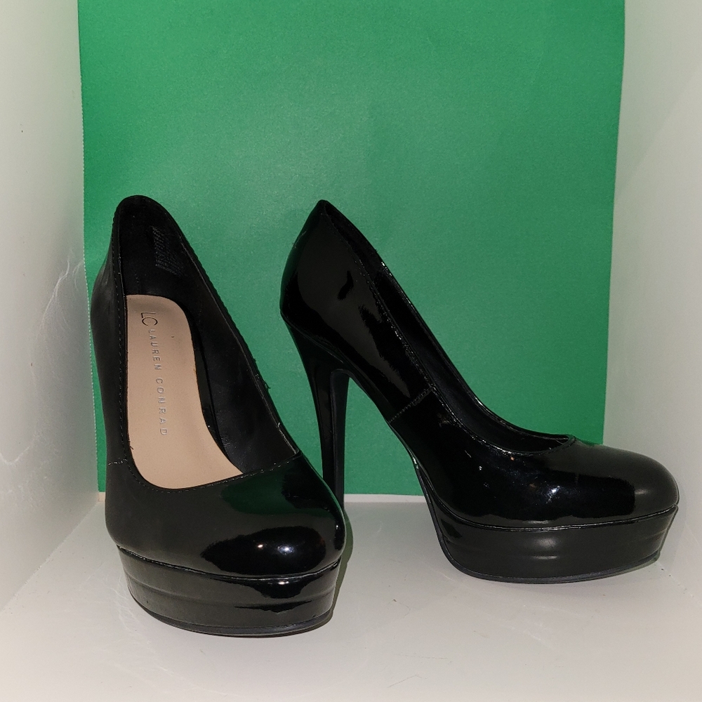 NWOT Lauren Conrad Heels